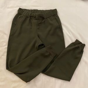 Lululemon On The Fly Jogger 28”
